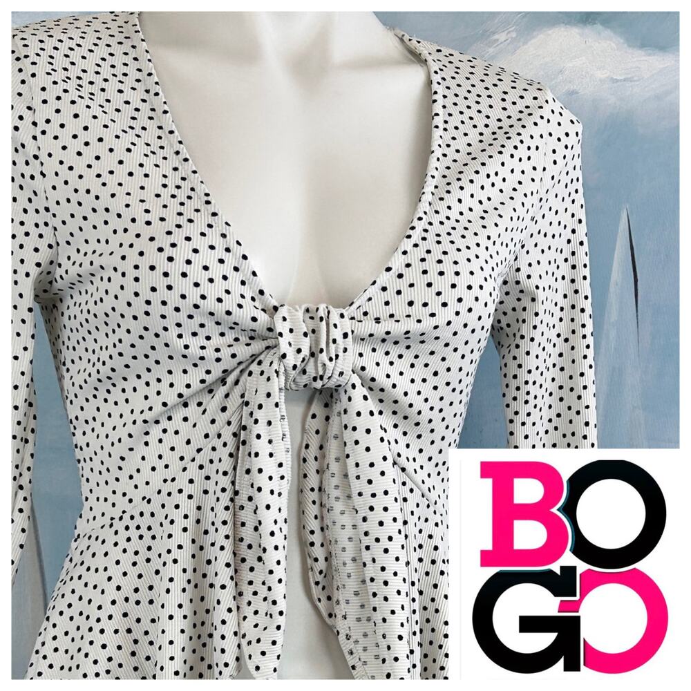 Moa Moa Front tie Blouse White with black polka dot Bell sleeves 
Size S NWT